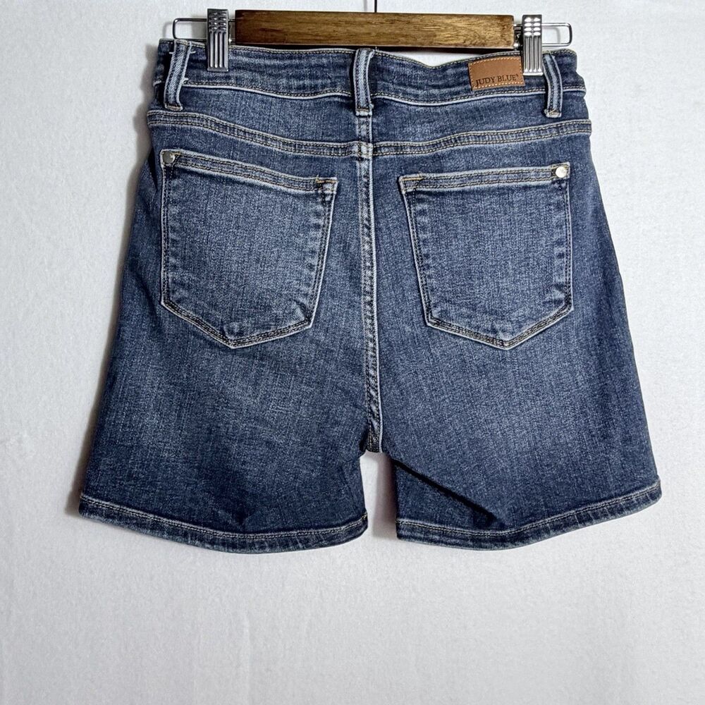 Judy Blue High Rise Stretch Dark Wash Denim Blue Jean Shorts Size S US 2/4 - Picture 2 of 9